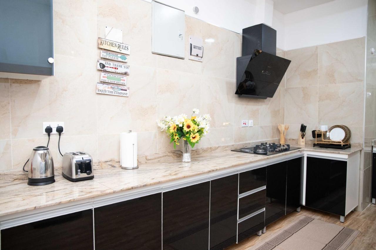 Kay'S Comfort Place Lekki Ngoại thất bức ảnh